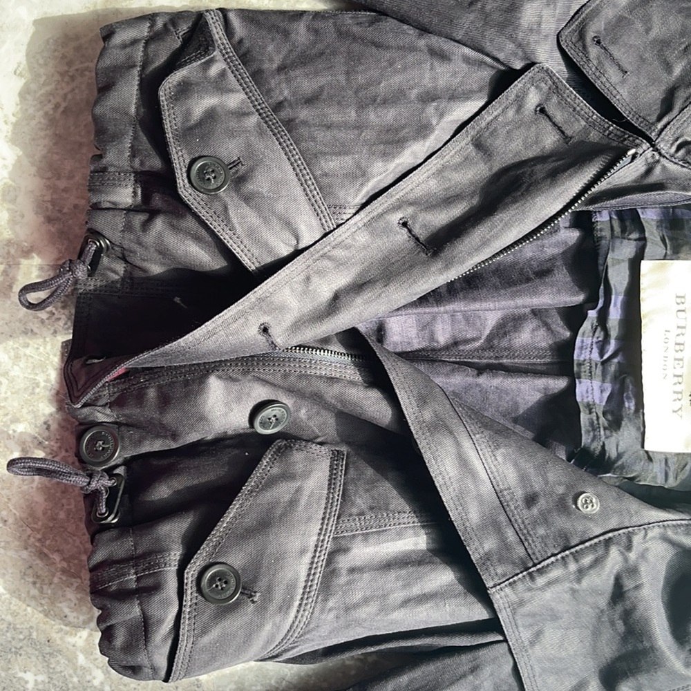 Burberry short jacket - Picture 3 of 6